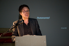 Ernst van den Hemel bij lancering Platform Beeldende Kunst W139